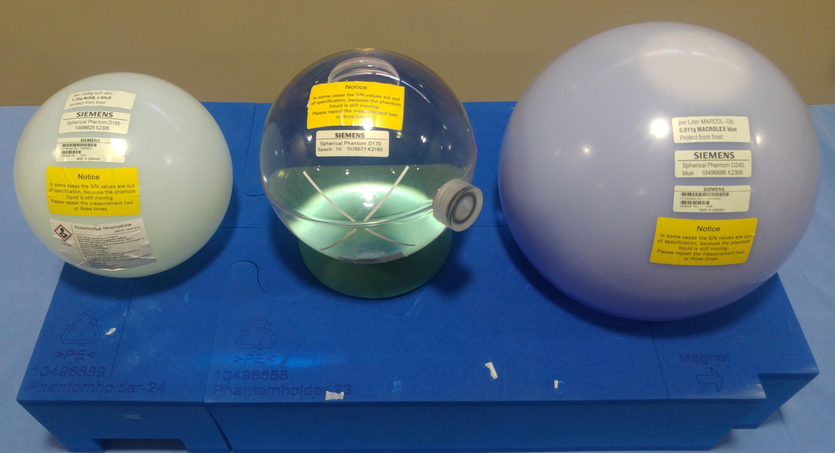 Spherical phantoms for MRI
